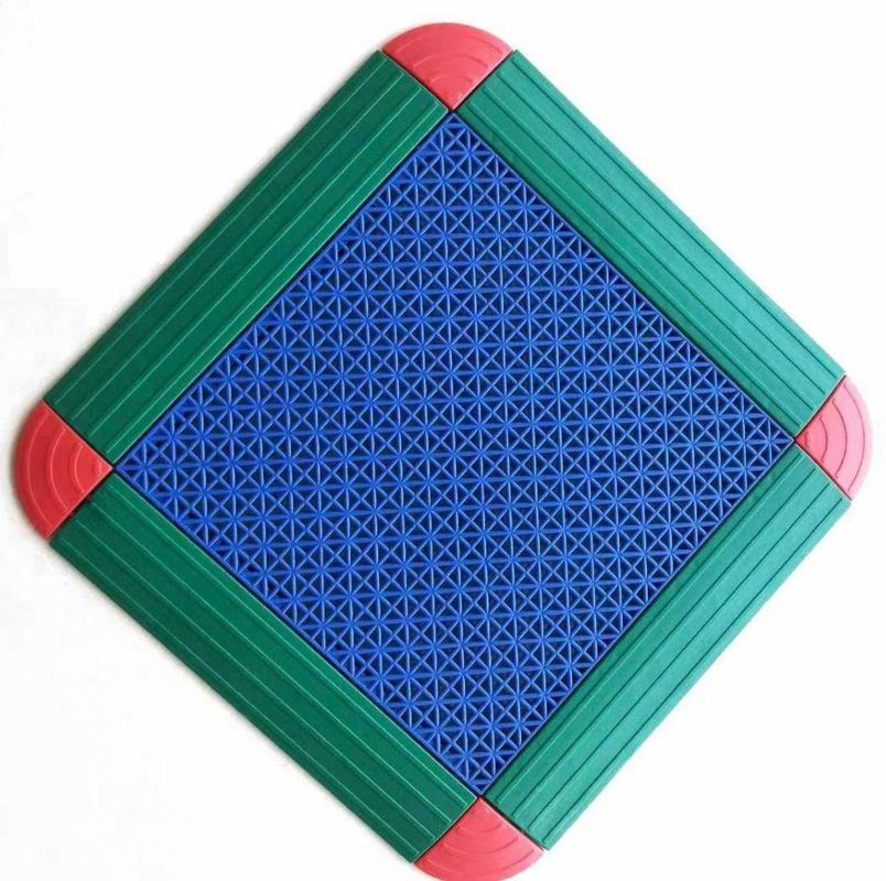 Blauwe PP interlocking sportvloeren 3,5 mm 4,5 mm 6 mm outdoor sport interlocking tegels