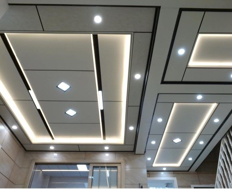 Aluminium Decorative Plafondtegels 2x2 Houten Look Plafondtegels Voor Hotel
