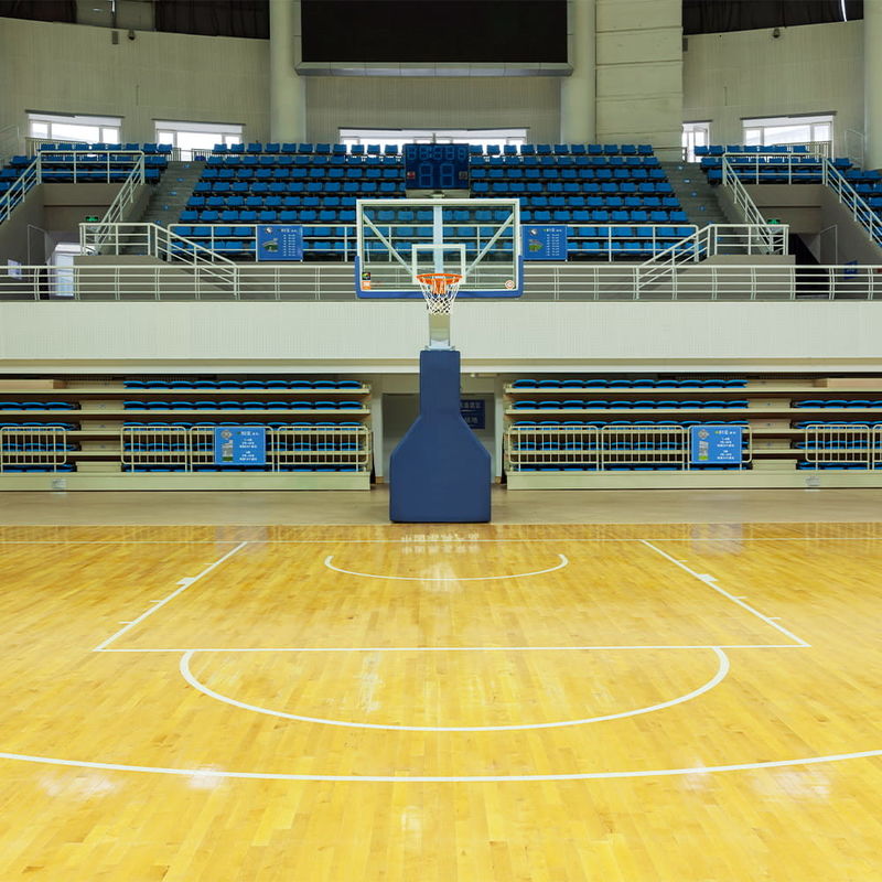 Ondersteunende en duurzame sportvloeren voor badminton, basketbal, volleybal en indoor sportvloeren