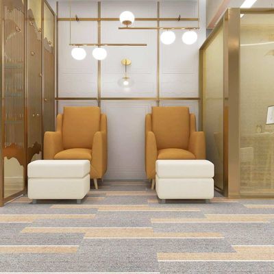 Elastisch vloer tapijt aanpasbaar voor elke ruimte